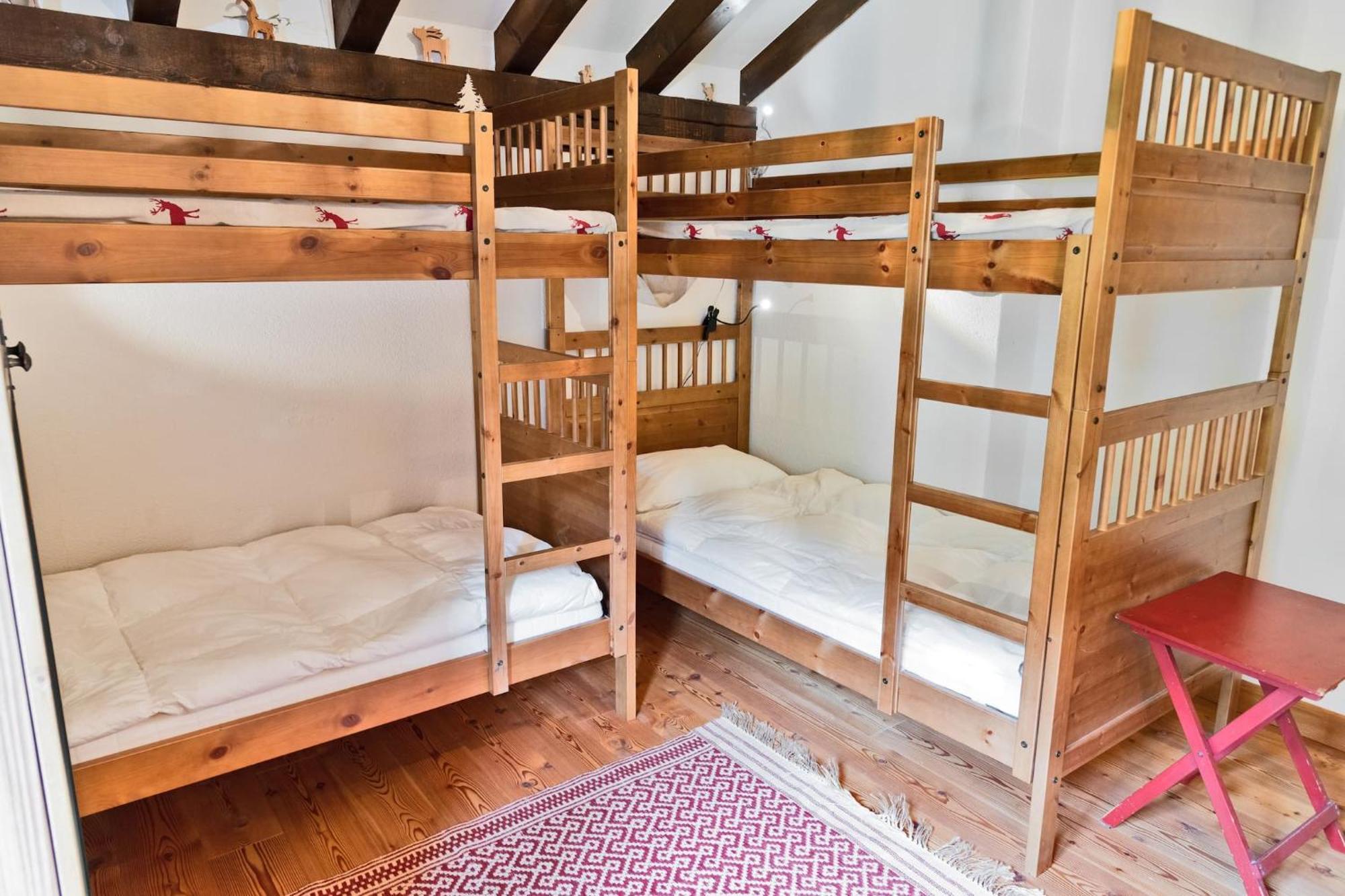 Chesa Martina - La Punt Apartment Luaran gambar