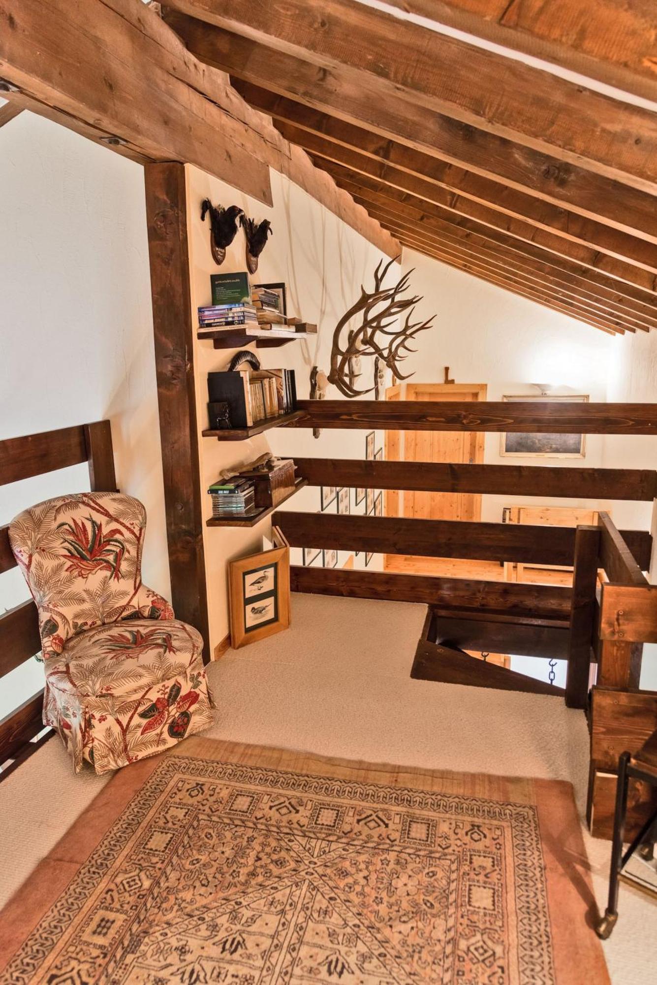 Chesa Martina - La Punt Apartment Luaran gambar