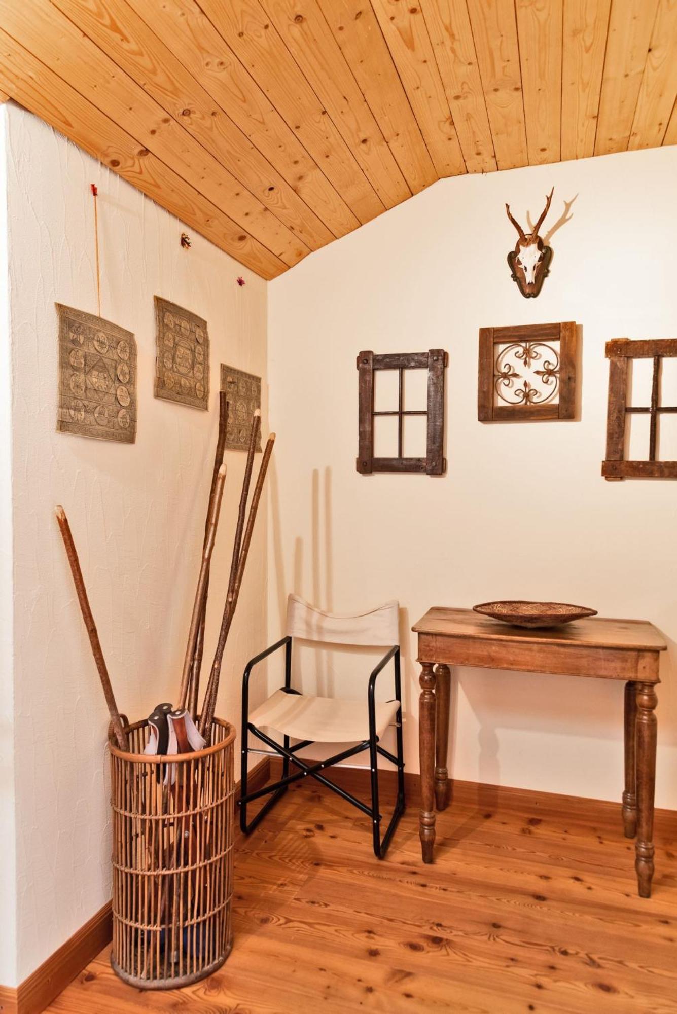 Chesa Martina - La Punt Apartment Luaran gambar